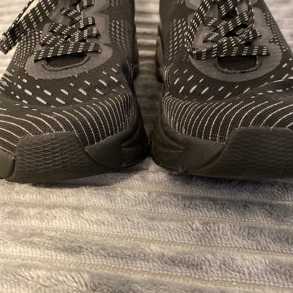 Dansko Black Athletic Shoes in good condition, minimal wear - Picture 3 of 8